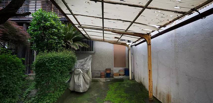 Professional Roof and Water Damage Repair Services in New Century, KS